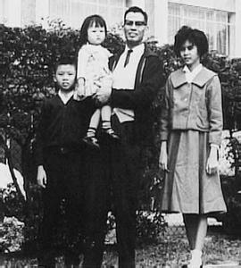 李宗仁归国后76岁时与27岁女护士黄昏恋