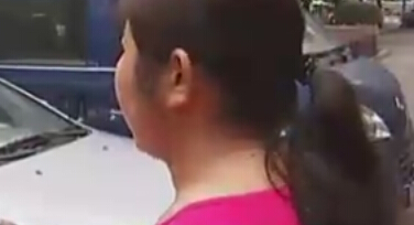 5岁<em>女童</em>遭小区保安摸下体致<em>尿道炎</em>-手机凤凰网