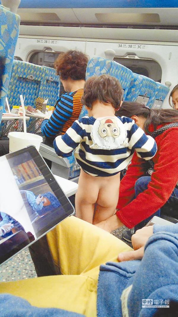 台湾高铁现儿童小便 目击者称疑似大陆人-凤凰