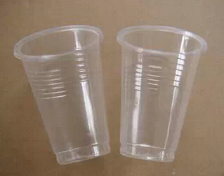 这4种水杯可能对身体有害!快看看你用的杯子