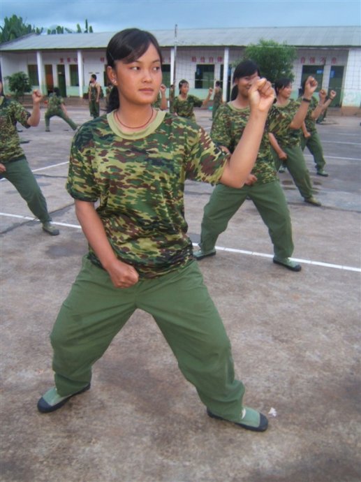 缅甸果敢女兵大量真实照片遭曝光 缅甸果敢女兵大量真实照片遭曝光.