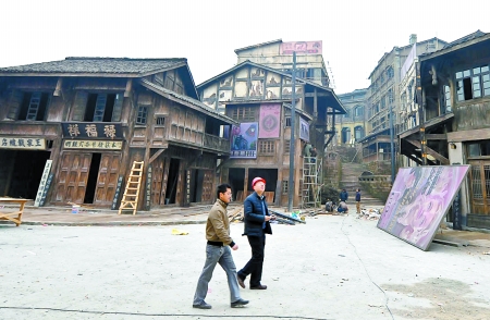 昨日,渝北龙兴,两江新区影视城民国风情街已具雏形.