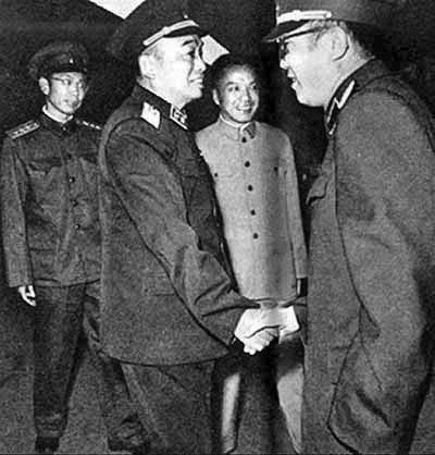 大将黄克诚敢于直言进谏 三次战场和上级唱 反