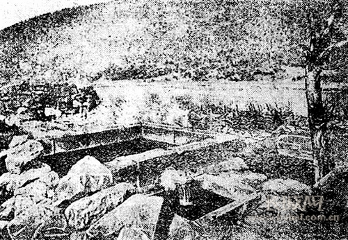 承德首张光影历史照片隆化温泉的热水池。王振平提供