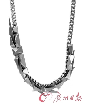 白银项链。本文配图均为资料图片。