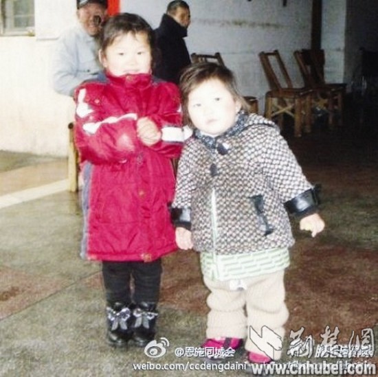 两女童流落浙江引微博关注 对话透露可能是湖北人