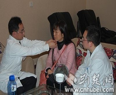 网络红人贞操女神来中翰整形医院求美