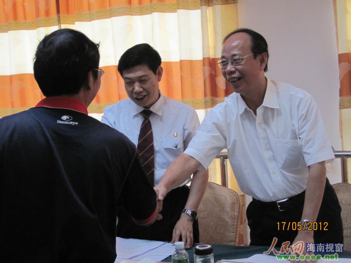 海南大接访 新官理旧账 化解20年工程款纠纷