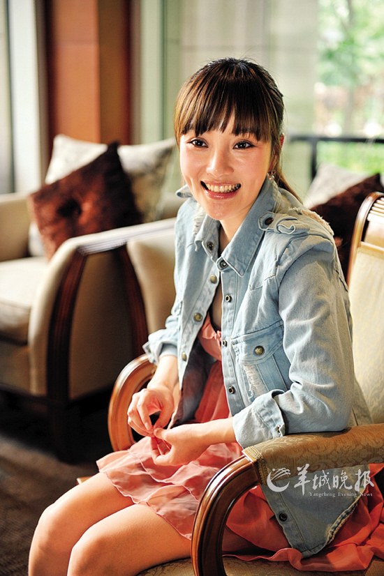 李小璐再玩"偷户口本结婚"