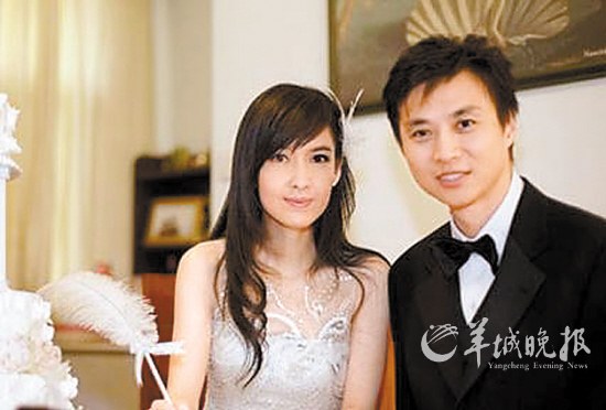 倪震最终和周慧敏结婚