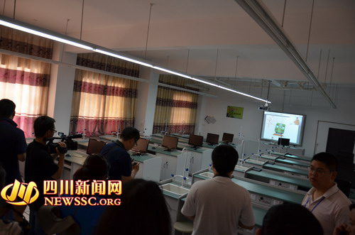 网媒记者走进理县 图4