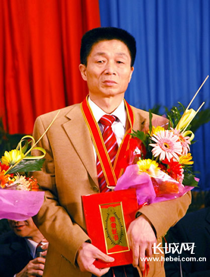姚明河用实际行动,践行共产党人的光荣使命。(图片由磁县计生局提供)