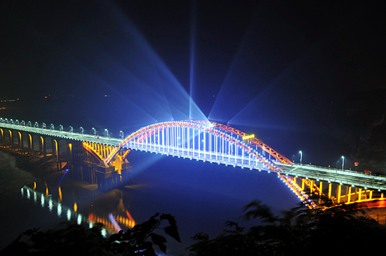 郧阳汉江大桥夜景
