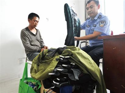 小贼不偷东西就闹心 家里赃物像商铺(图)