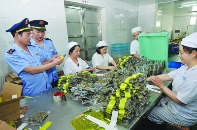 南京粽子生产基地大归大 生产流程其实和家里差不多