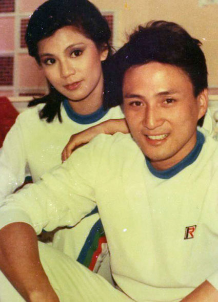 翁美玲汤镇业海量甜蜜照曝光