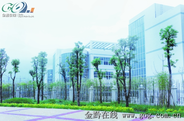 桐梓重庆工业园区内已经建好的标准厂房。　　