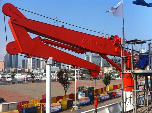 另类解读蛟龙号 看船员1日3餐吃什么