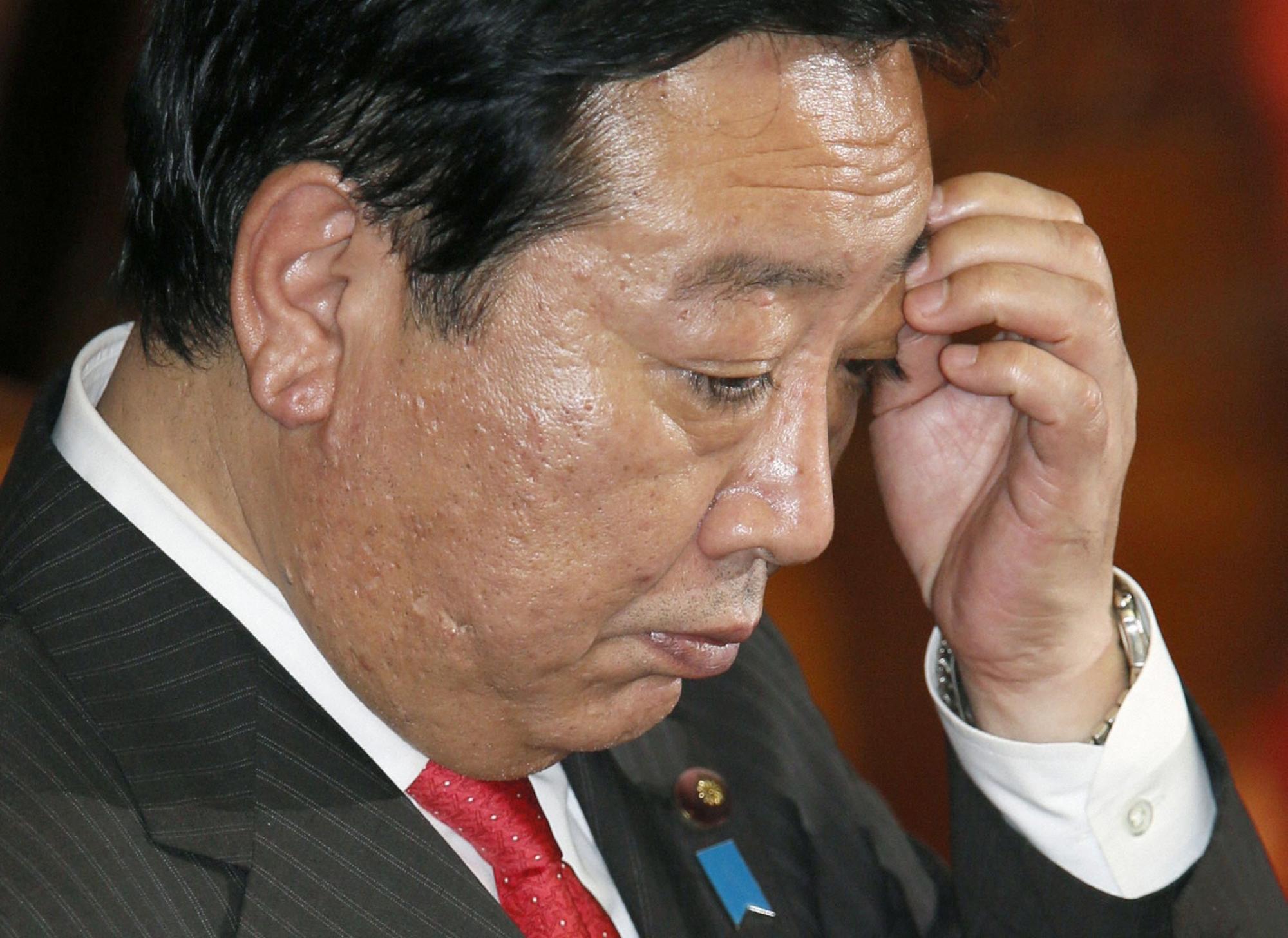 日本首相野田佳彦深陷危机.