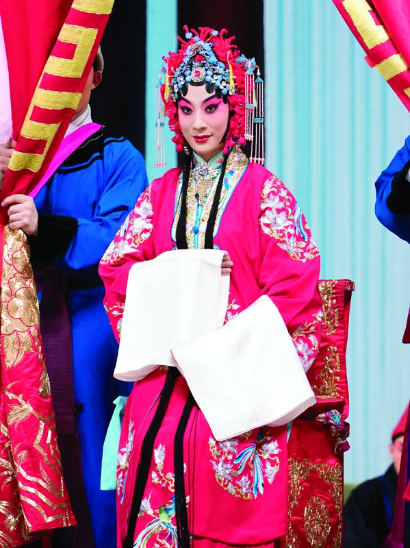 张建国、李海燕等京剧名家回乡献艺