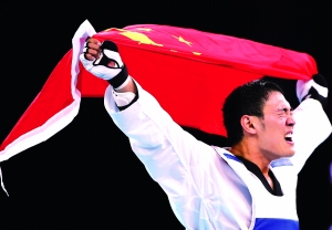 刘哮波:我拿牌了,咱们结婚吧!