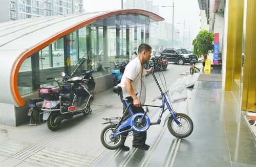 3000多的自行车停在网吧门口被盗了,我报警有用吗