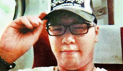 李宗瑞搭高铁的照片，被女友上传个人社交网站。 图片来源：台湾《苹果日报》