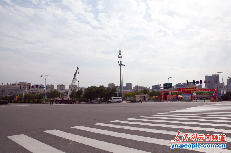 华西村人均收入_鄂尔多斯人均财富