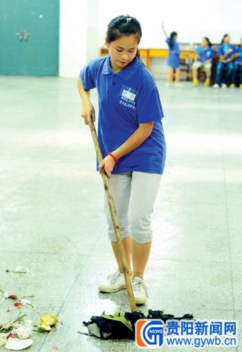 14岁少女漏种脑炎疫苗陷昏迷 专家呼吁建立终