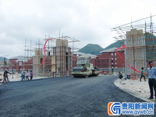 花溪大学城将迎五所大学入驻 记者探路其中吃