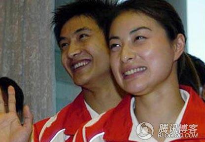 郭晶晶霍启刚婚纱照 曝和田亮的亲密私照