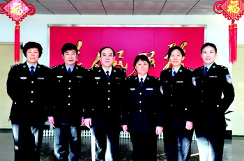 特色发展一枝独秀_资讯频道_凤凰网