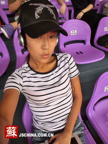 中国好声音人气选手吉克隽逸素颜自拍曝光(组