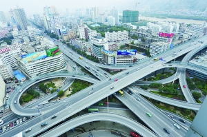 出租车尾号限行首日 兰州部分路段仍然打车难