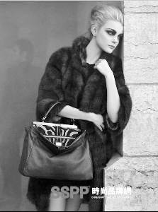 貂毛、獭兔毛外套受欢迎