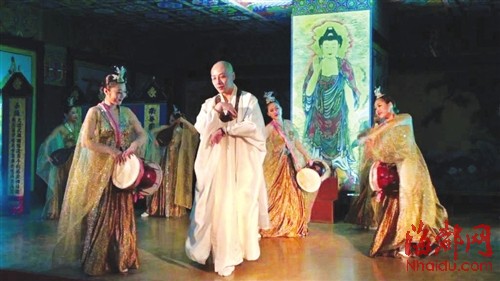 悟演法师出演《观音舞》