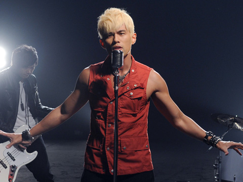 周杰伦谈“对抗韩流”:华语音乐不能输 欢迎交流_资讯频道_凤凰网