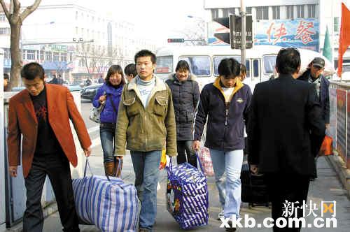 20万河南人在粤淘金:睡过街头,拣过破烂,当过业务员