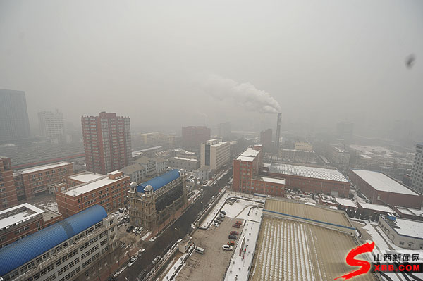 冬季采暖期更易出现雾或轻雾天气 本网记者 张