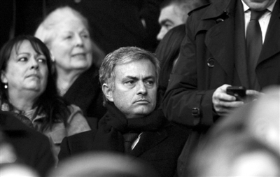 英超还剩12轮曼联领先12分_资讯频道_凤凰网