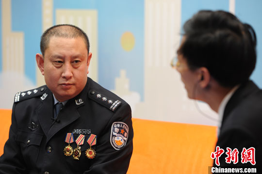 北京民警提醒春节气候条件不适宜郊游 需结伴同行