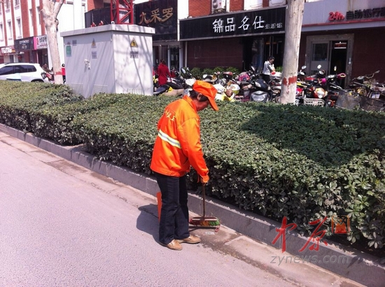 东北下岗工人的妻子_煤矿工人_下岗工人张三的收入(2)