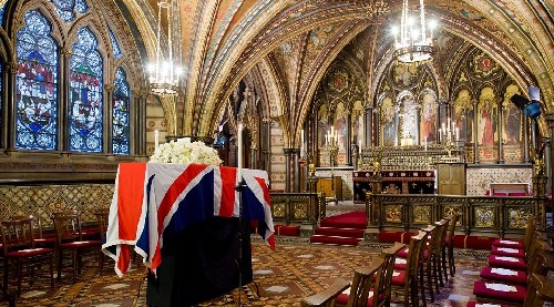 撒切尔遗体移入议会大厦教堂英媒发布葬礼路线图
