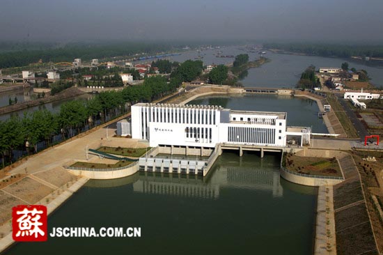 南水北调东线一期工程江苏段今试通水 13座调