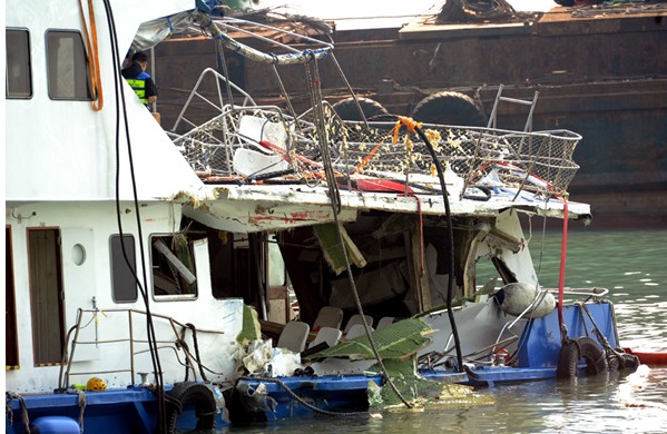 香港南丫岛海难家属斥海事处积弊 盼独立机构