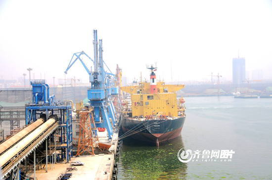 跨越发展不忘环保建设 日照港巨资打造无尘港