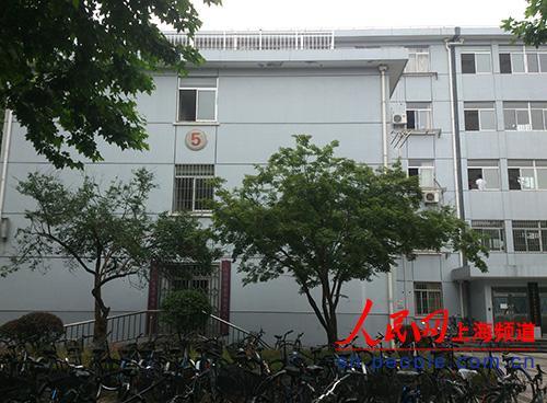 云南学生宿舍惨案_学生宿舍人均日用水量(2)