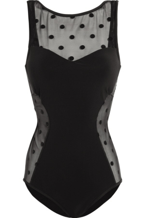 连体泳衣今夏大热