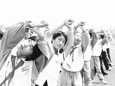 小学自编国学武术操_资讯频道_凤凰网
