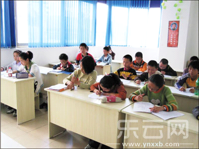 昆明巨人学校 把握好社会和经济效益间的平衡